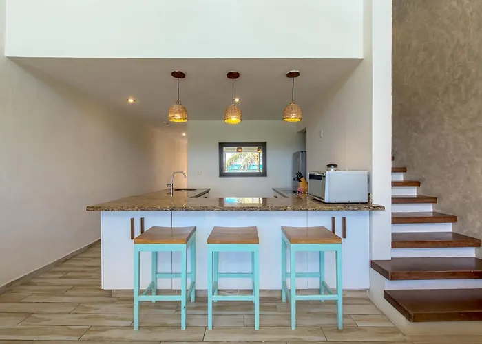 Ocean Plaza By Zama Homes Apartment *