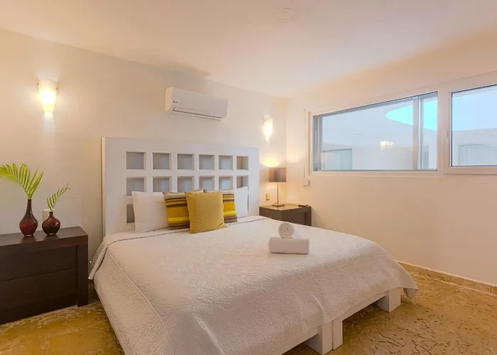 Apartment Ocean Plaza By Zama Homes